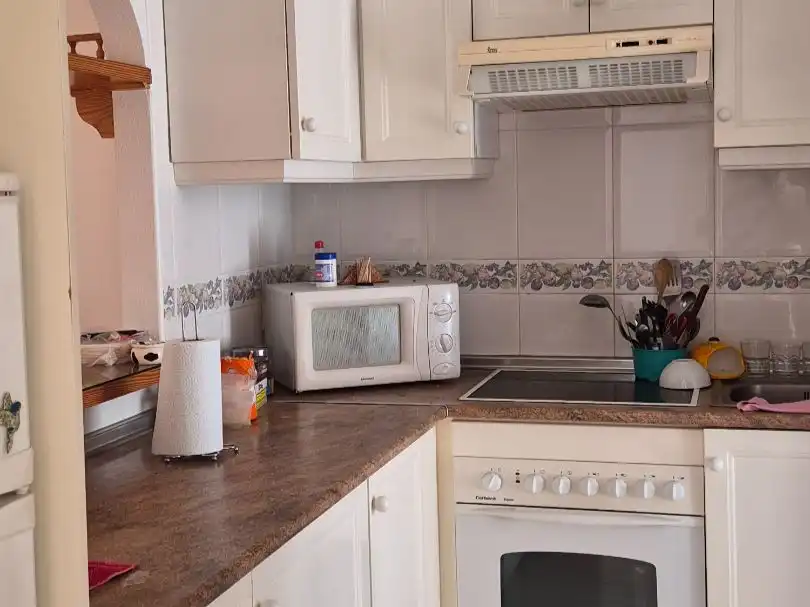 Cuina de Apartament en venda en Villajoyosa / La Vila Joiosa amb Terrassa, Piscina i Balcó