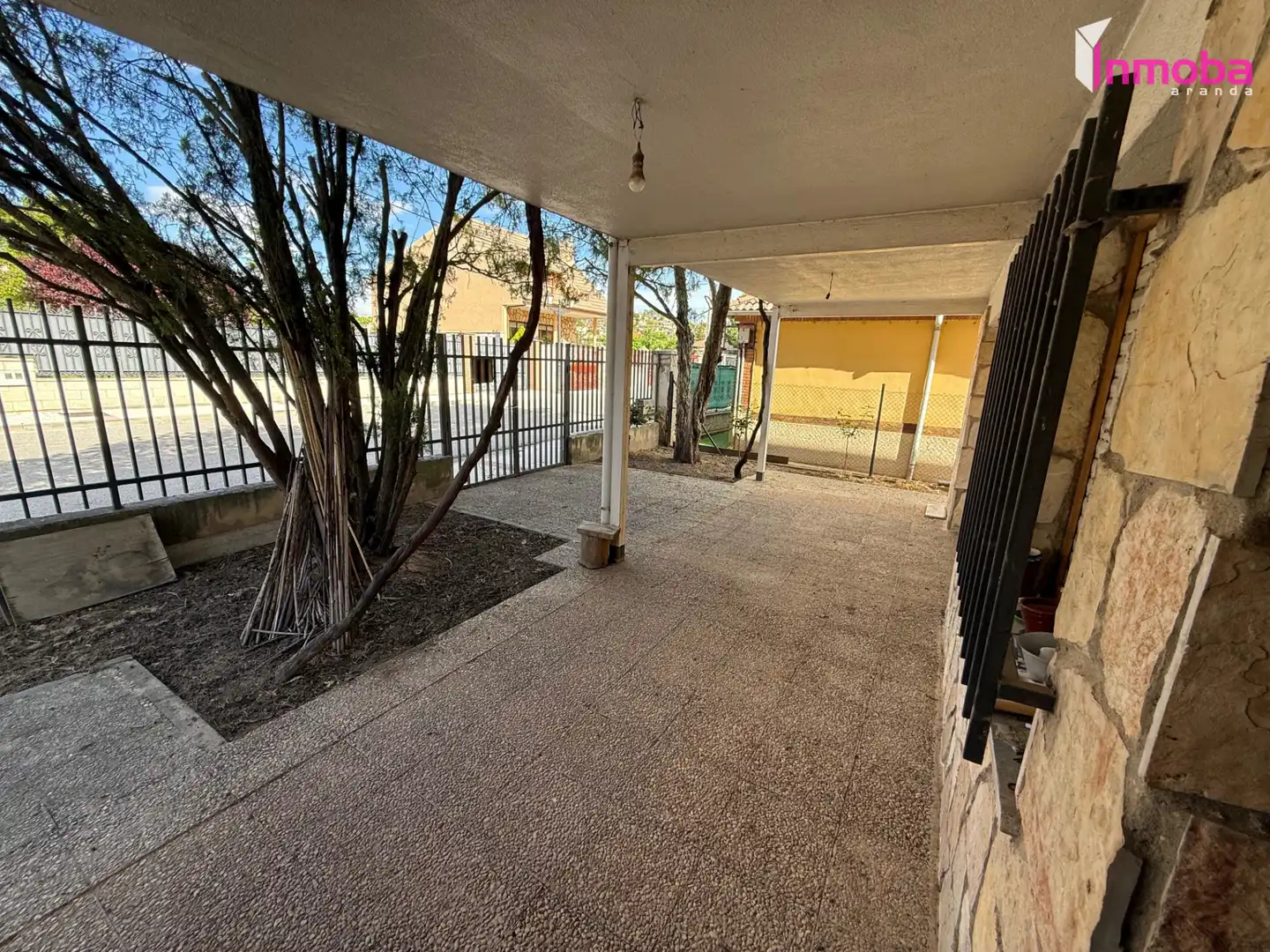 Terrassa de Casa o xalet en venda en Fuentespina amb Calefacció, Jardí privat i Terrassa