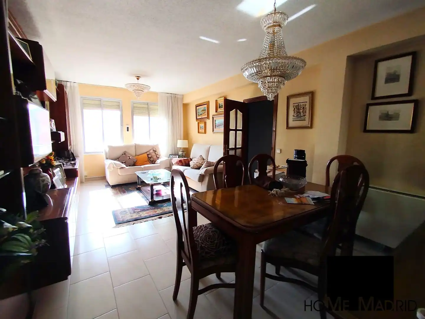 Living room of Flat for sale in  Madrid Capital  with Heating and Storage room