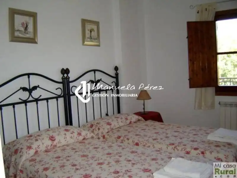 Bedroom of Country homes for sale in Cáceres  with Air Conditioner, Heating and Terrace