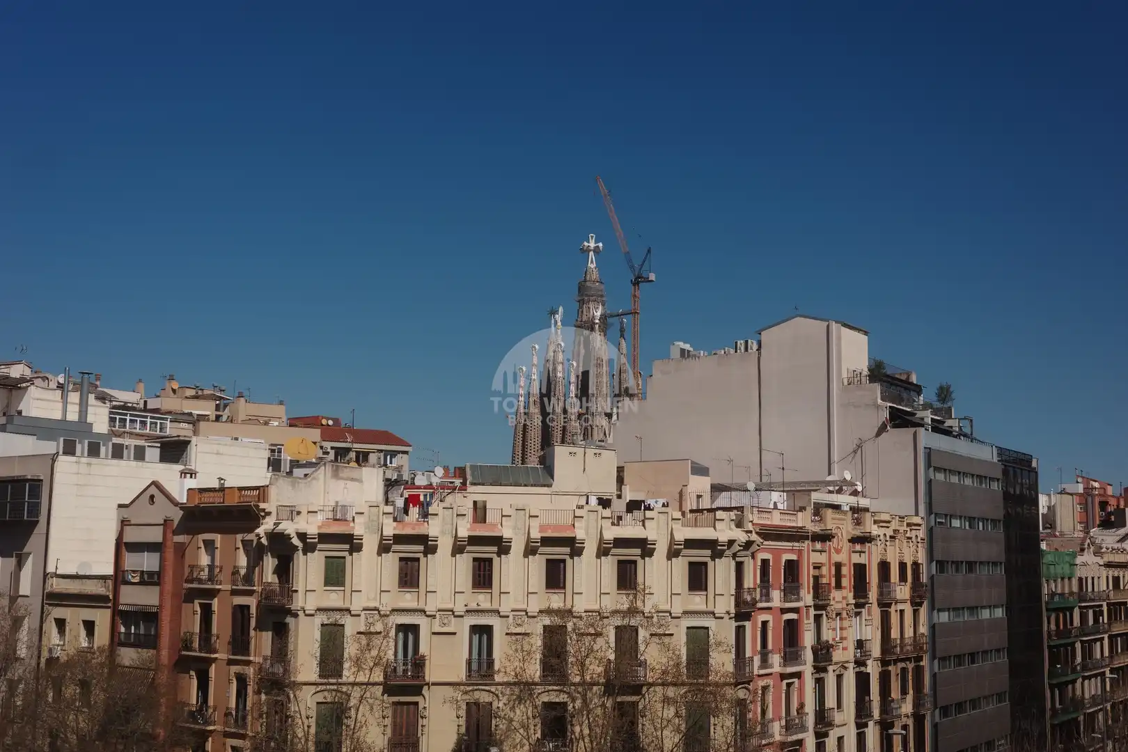 Vista exterior de Pis en venda en Barcelona amb Aire condicionat, Calefacció i Balcó