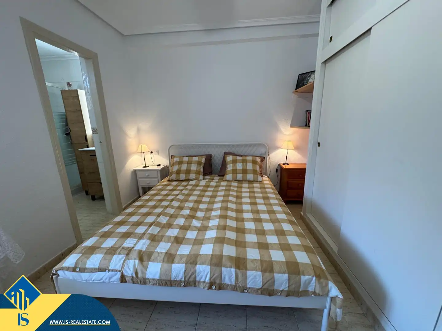 Dormitori de Casa o xalet en venda en Torrevieja amb Aire condicionat, Terrassa i Traster