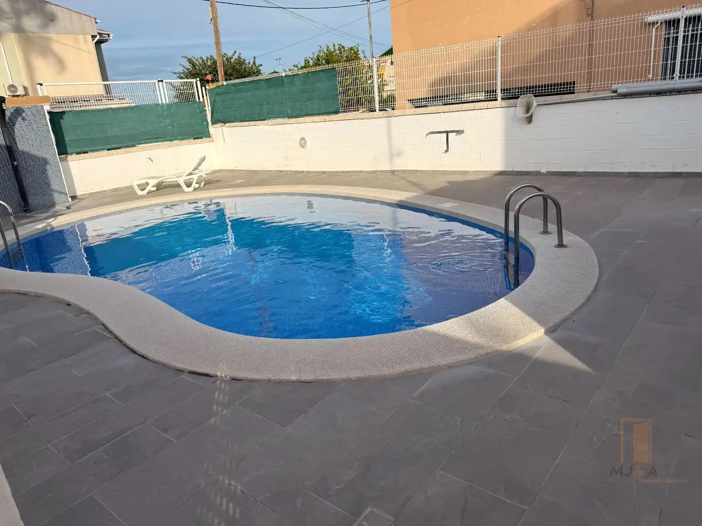 Maison mitoyenne avec terrasse à vendre à L'OM BLANC, imagen 37