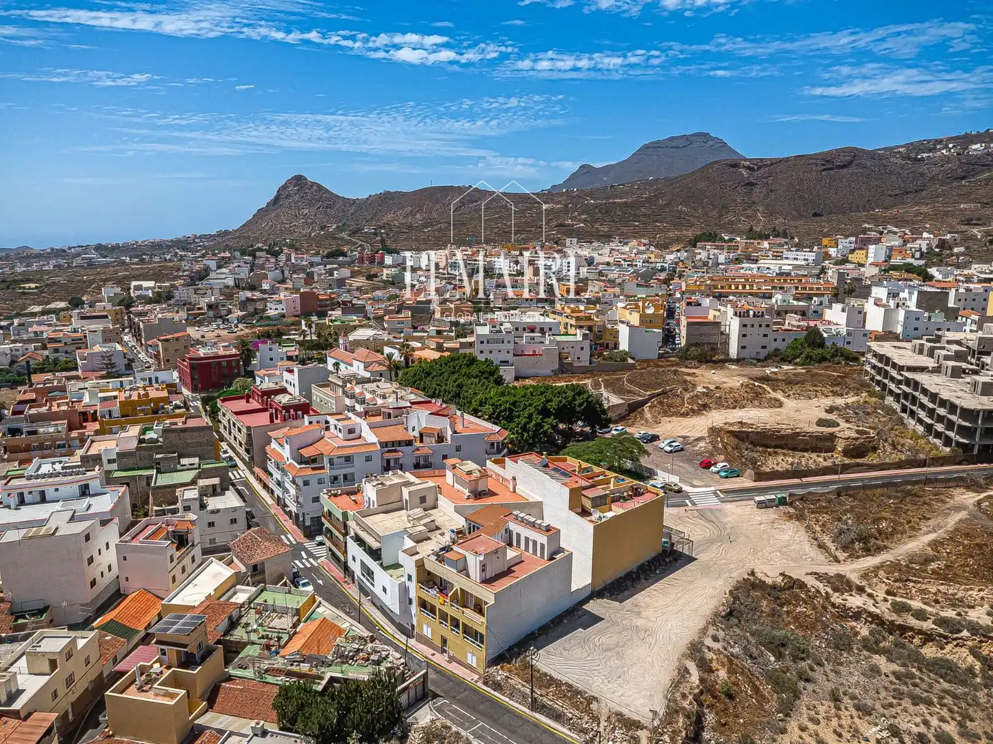 Vista exterior de Piso en venta en Arona con Terraza y Amueblado