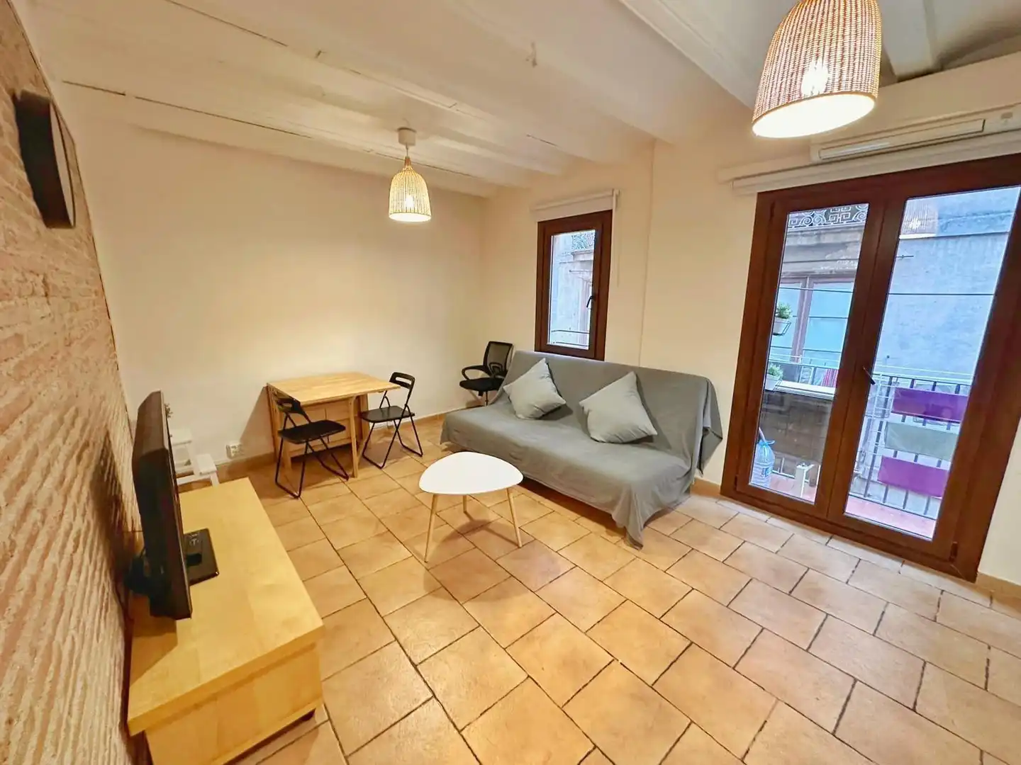 Living room of Flat for sale in Barcelona  with Air Conditioner, Heating and Furnished
