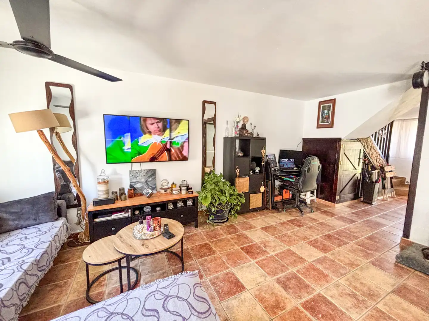 Sala de estar de Casa adosada en venta en Estepona con Aire acondicionado, Calefacción y Terraza