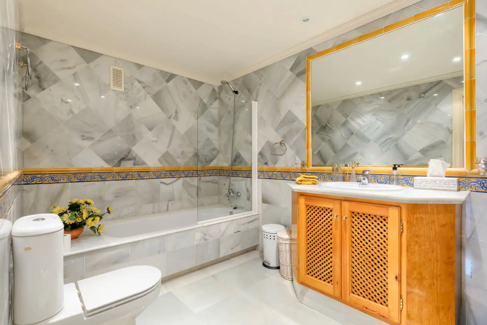 Apartamento con piscina en venta en La Quinta, imagen 17