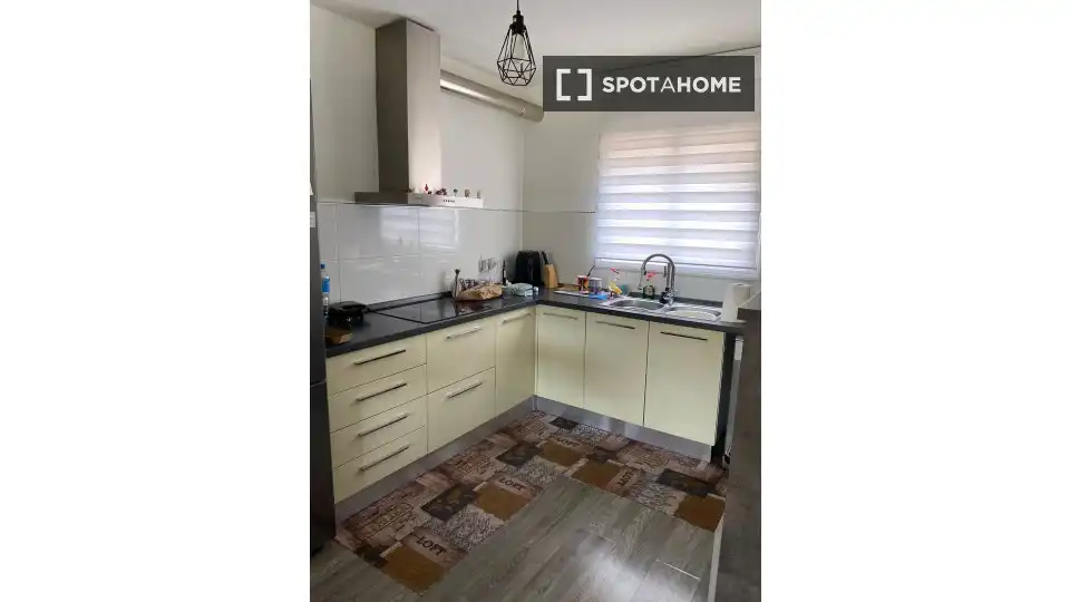 Room in Castell - Poble Vell