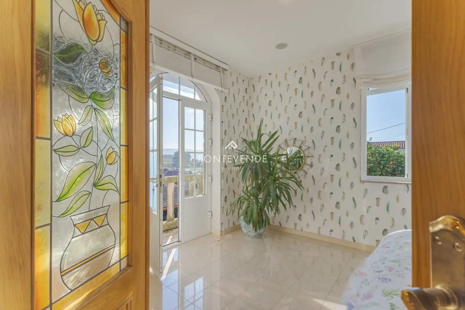 Bedroom of Houses for sale in Vilanova de Arousa  with Heating, Terrace and Swimming Pool