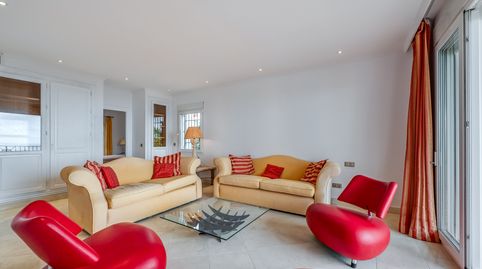 Exclusiva Villa en Río Real con Vistas Panorámicas a Gibraltar y África, imatge 4
