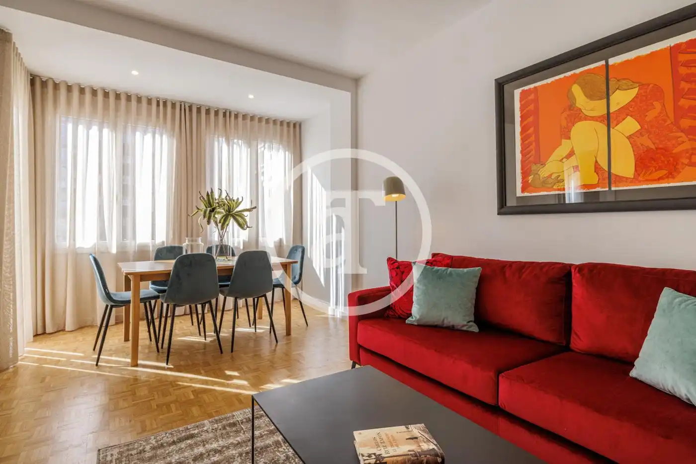 Sala de estar de Piso de alquiler en  Barcelona Capital con Aire acondicionado, Calefacción y Amueblado