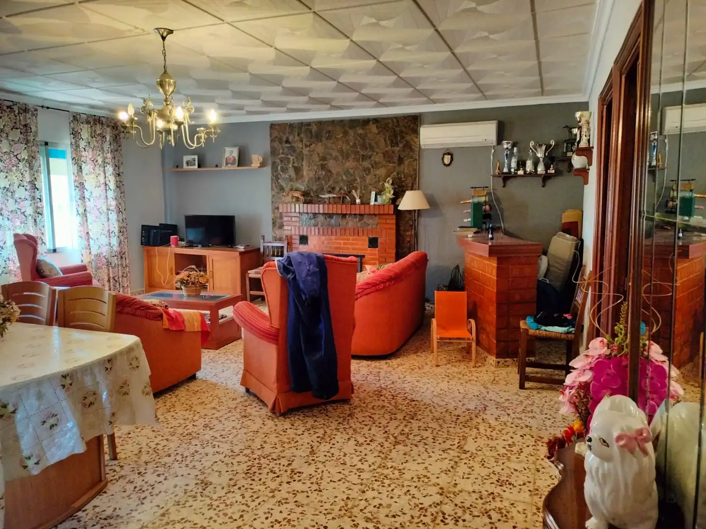 Sala de estar de Casa o chalet en venta en Almodóvar del Campo con Aire acondicionado, Calefacción y Terraza