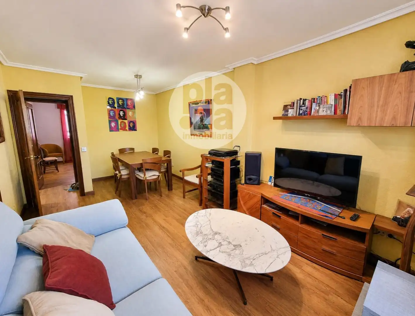 Sala de estar de Piso en venta en San Mamés de Burgos con Calefacción y Trastero