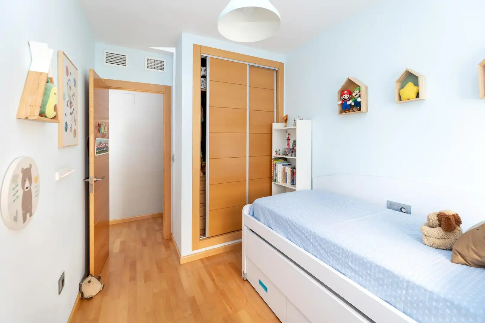 Bedroom of Flat for sale in Armilla