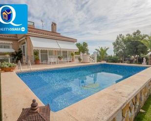 Piscina de Casa o xalet en venda en Alicante / Alacant amb Aire condicionat, Terrassa i Balcó