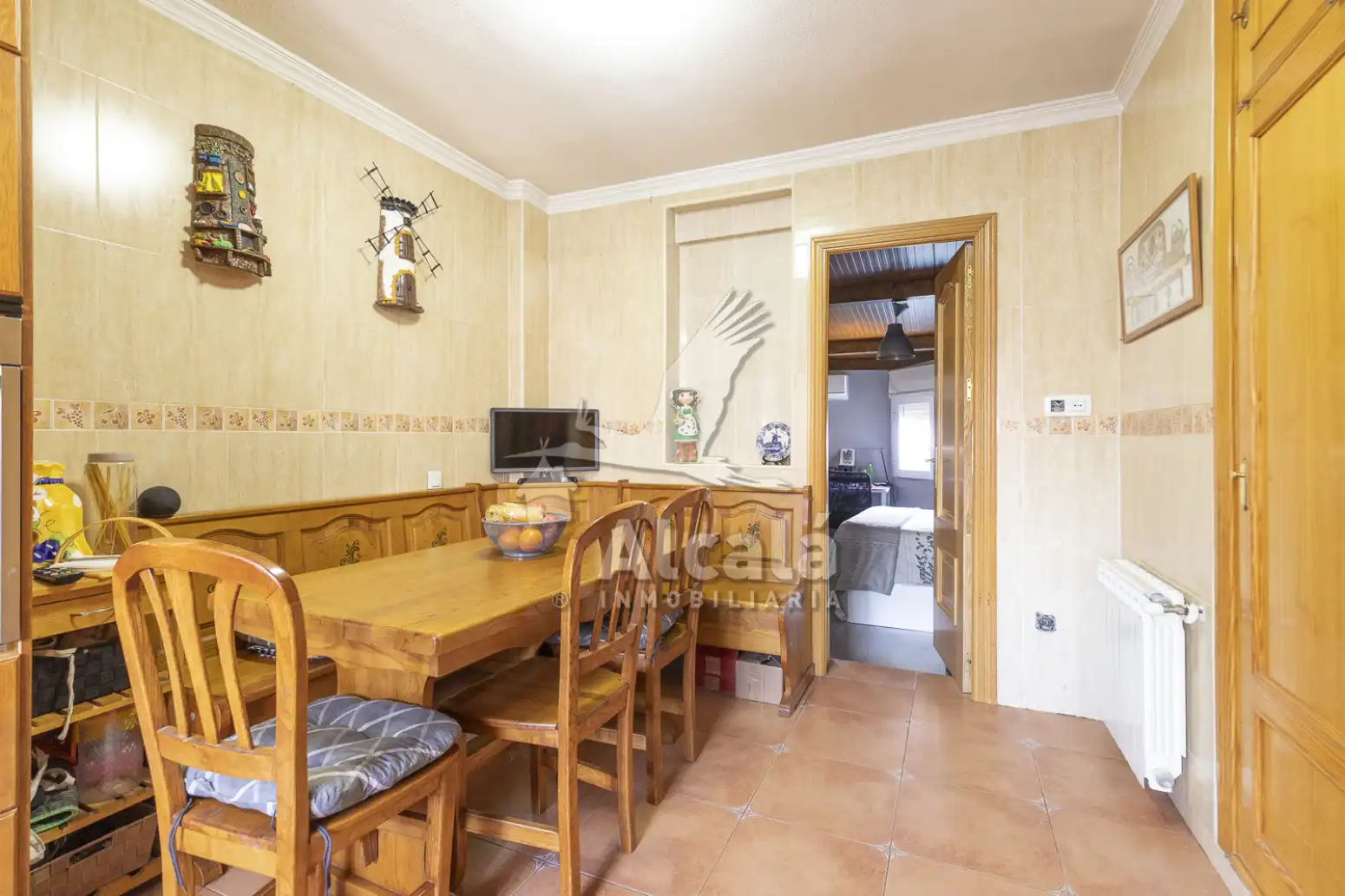 Cocina de Casa adosada en venta en Azuqueca de Henares con Aire acondicionado, Calefacción y Piscina