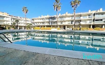 Swimming pool of Flat for sale in Cubelles  with Air Conditioner, Heating and Terrace