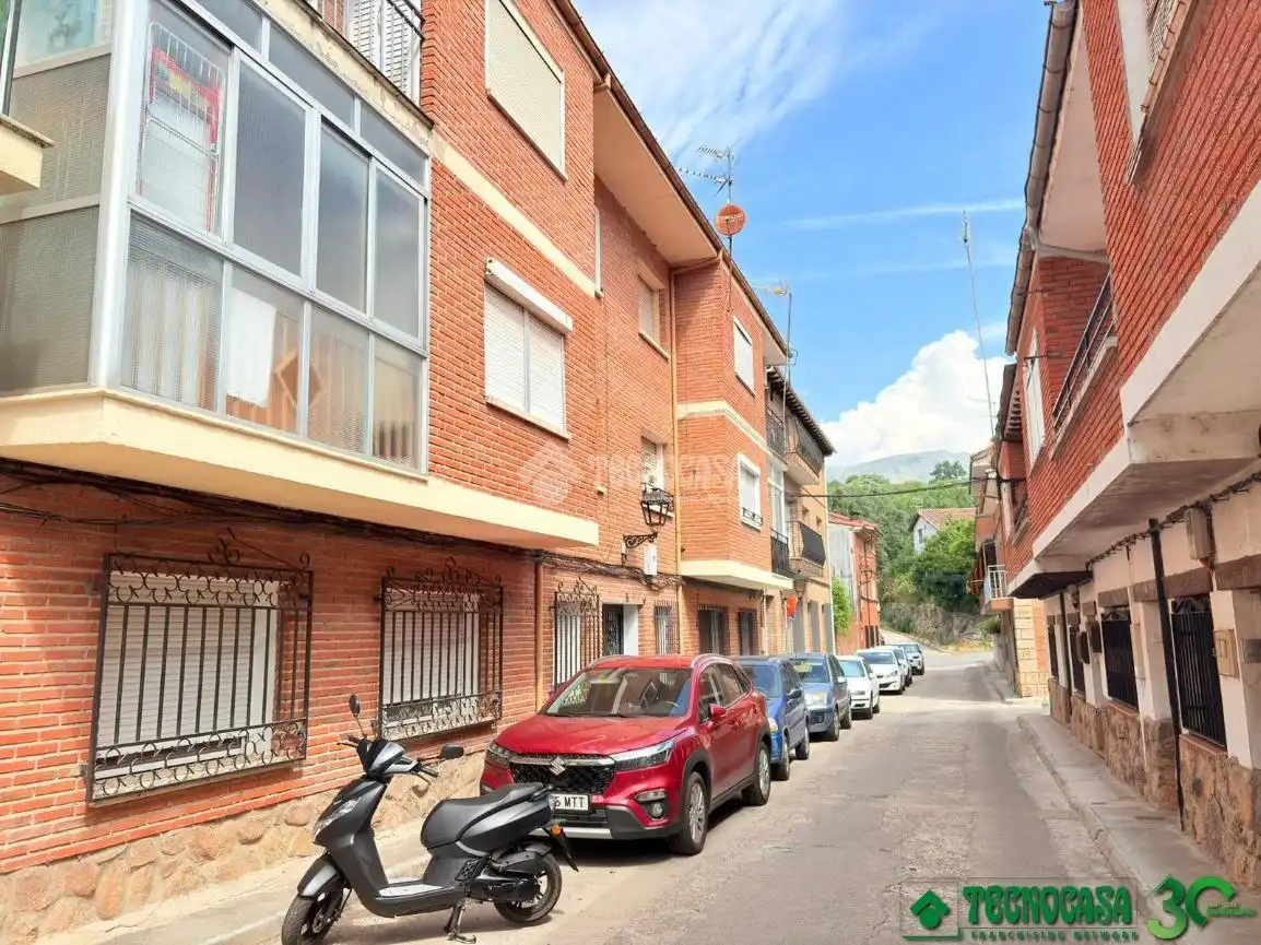 Außenansicht von Wohnung zum Verkauf in Arenas de San Pedro mit Klimaanlage und Heizung