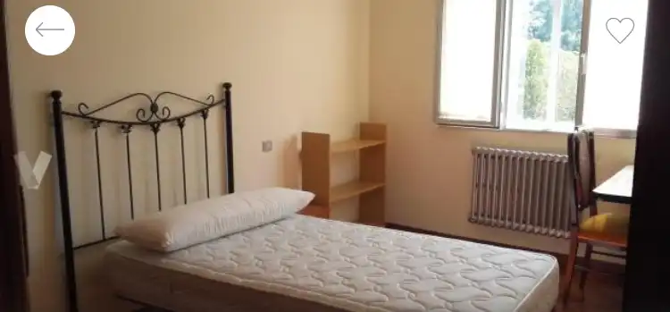 Schlafzimmer von Wohnung zur Miete in Santiago de Compostela  mit Möbliert
