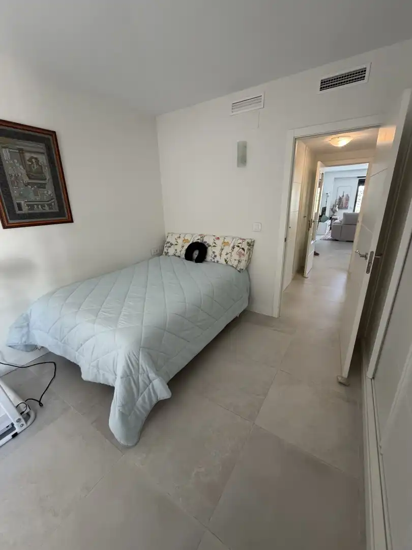 Apartamento con piscina en venta en Arroyo de la Miel, imagen 13