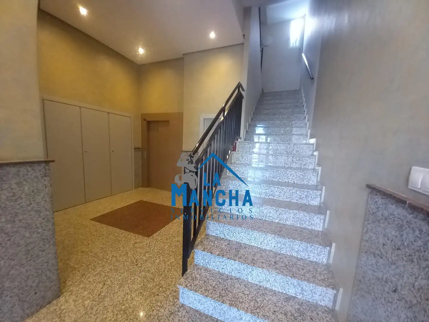 Apartamento en venta en Albacete con Aire acondicionado, Calefacción y Trastero
