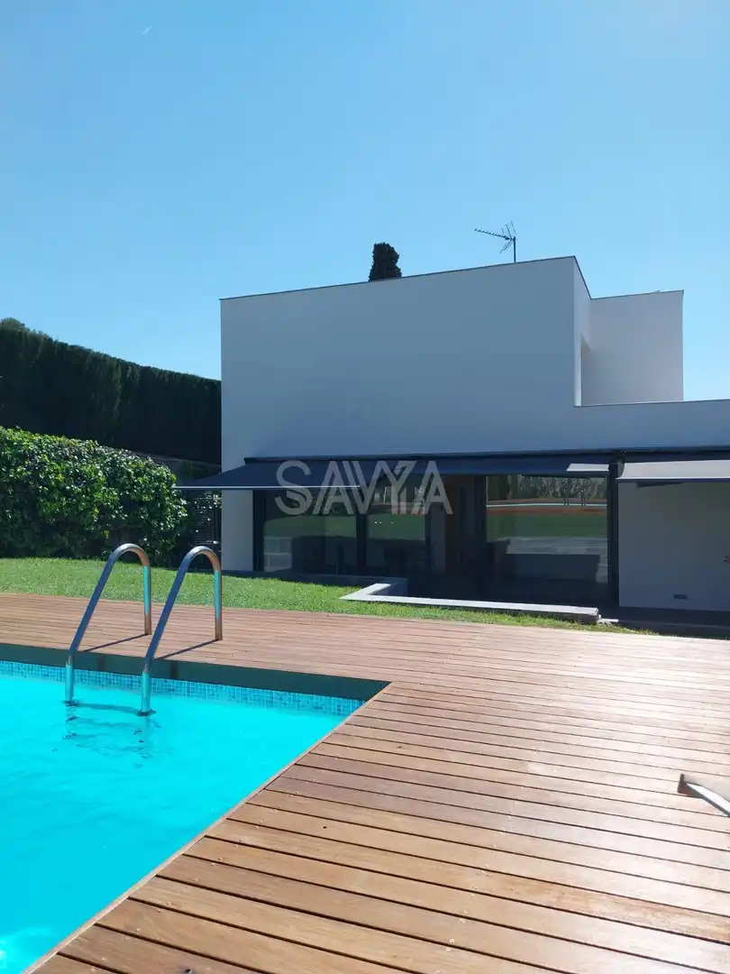 Terrace of Houses for sale in Sant Just Desvern  with Air Conditioner, Heating and Parquet flooring