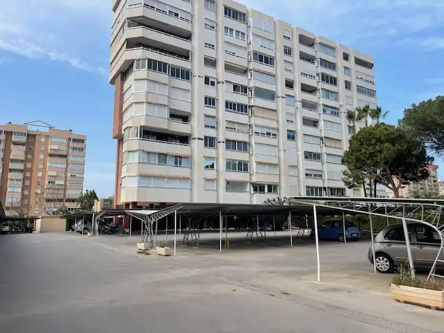 Vista exterior de Estudi de lloguer en Alicante / Alacant amb Aire condicionat, Calefacció i Moblat