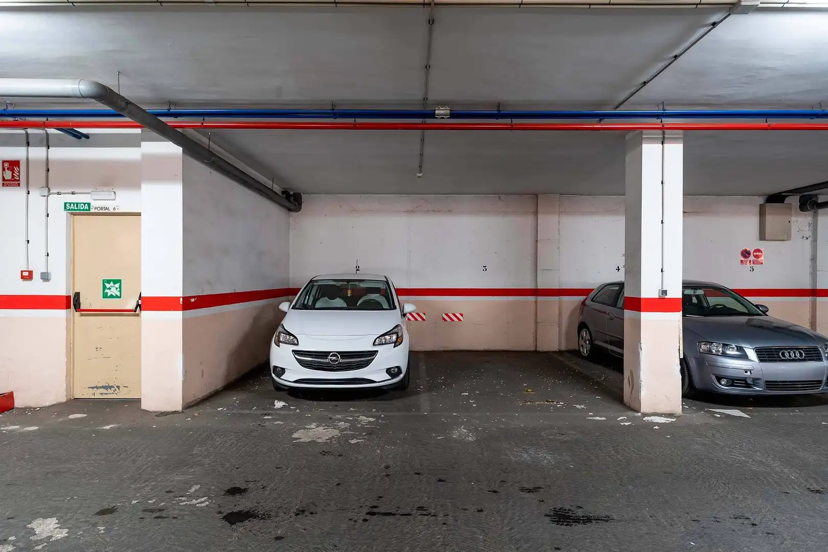 Aparcament de Àtic en venda en Roquetas de Mar amb Aire condicionat, Parquet i Terrassa
