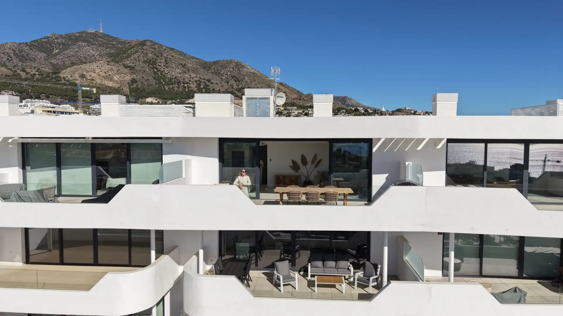 Außenansicht von Dachboden zum Verkauf in Fuengirola mit Terrasse