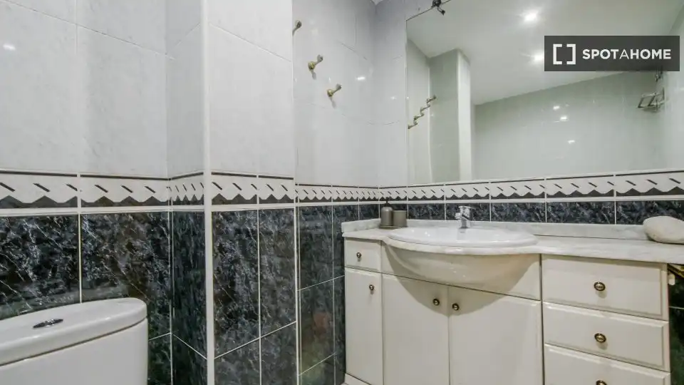 Room in San Isidro