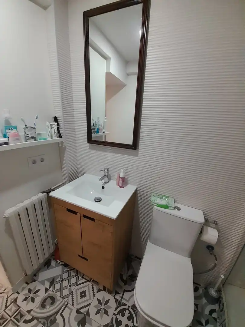 Baño de Piso en venta en Olot con Calefacción y Balcón
