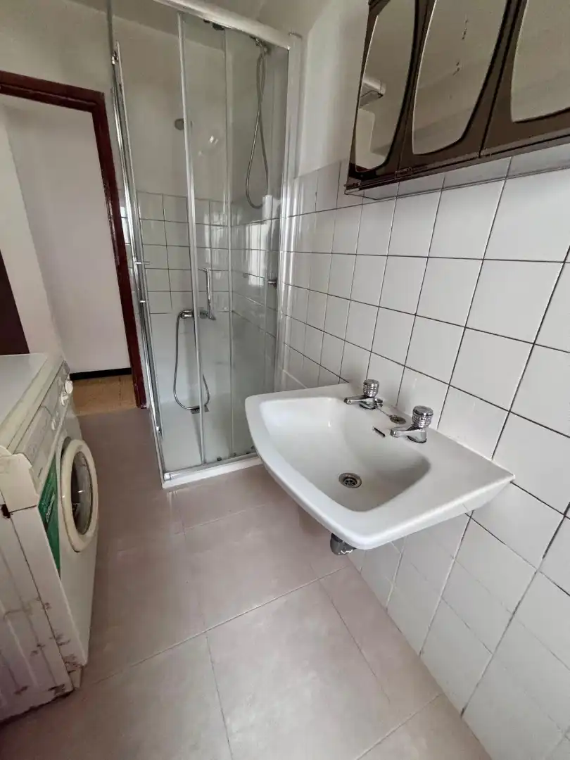 Baño de Piso en venta en Gijón  con Amueblado y Horno