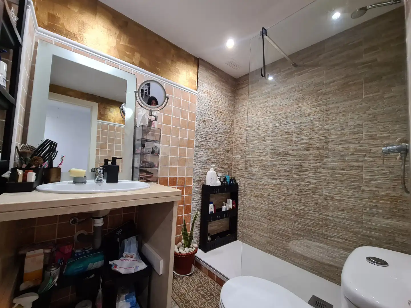 Bathroom of Apartments for sale in Casares  with Air Conditioner, Terrace and Swimming Pool