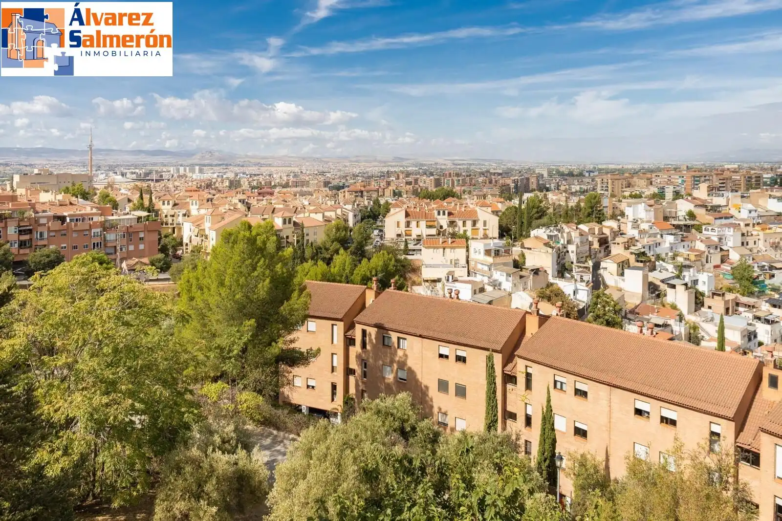 Exterior view of Houses for sale in Granada  with Air Conditioner, Private garden and Terrace