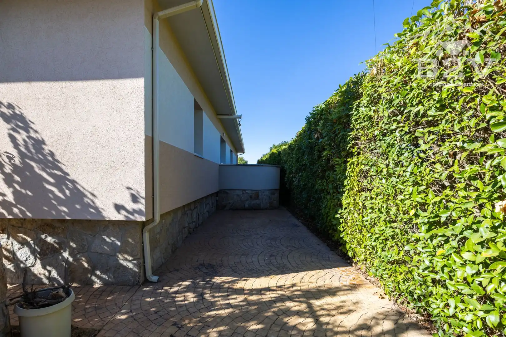 Exterior view of Houses for sale in Navalafuente  with Air Conditioner, Heating and Private garden