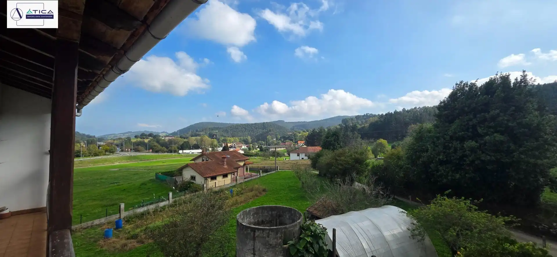 Jardín de Finca rústica en venta en Bárcena de Cicero con Jardín privado y Amueblado