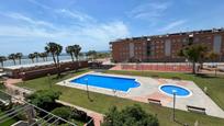 Piscina de Pis en venda en Cubelles amb Terrassa, Piscina i Balcó