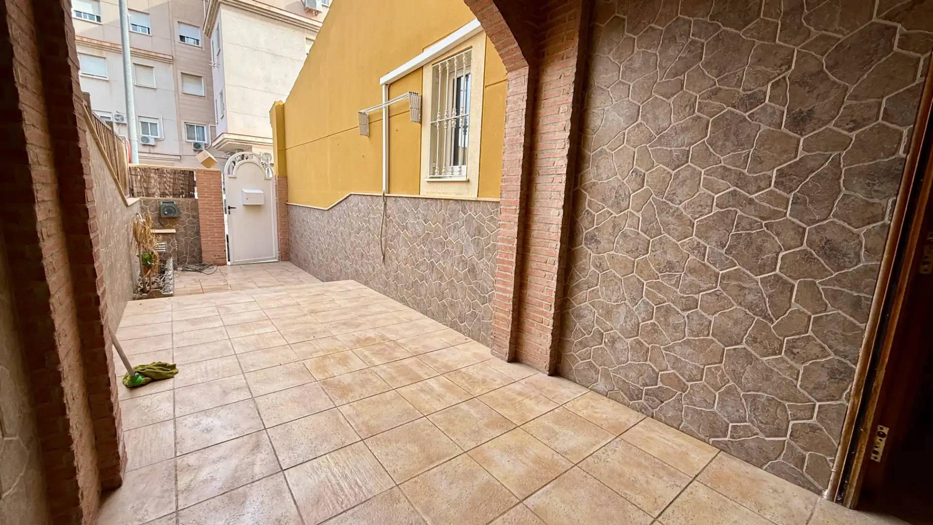 Exterior view of Houses for sale in Huércal de Almería  with Terrace and Furnished