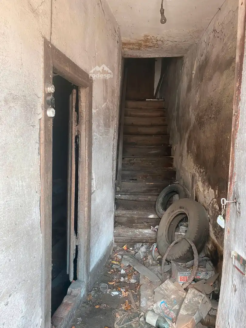 Casa adosada en venda en A Cañiza   amb Traster