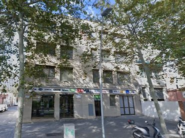 Nave industrial con ascensore in vendita a Carrer de Josep Pla