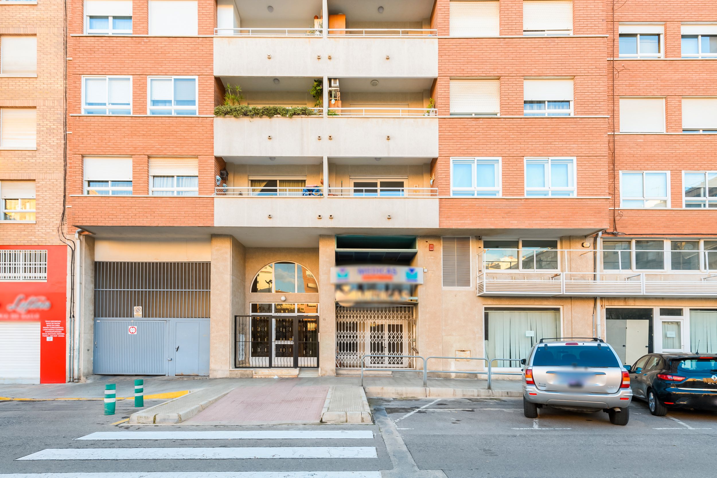 Vista exterior de Local de alquiler en Castellón de la Plana / Castelló de la Plana