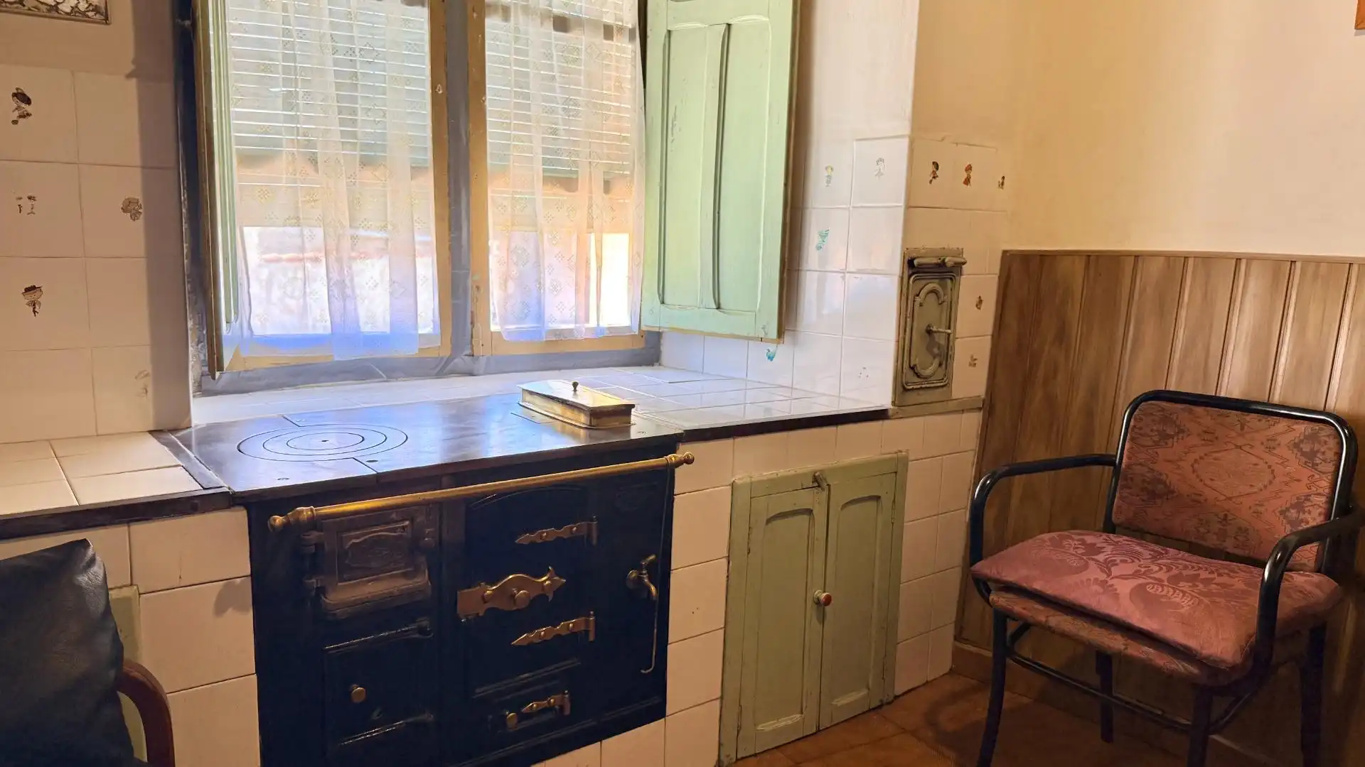 Cuina de Casa o xalet en venda en Torrecilla del Pinar amb Jardí privat, Traster i Moblat