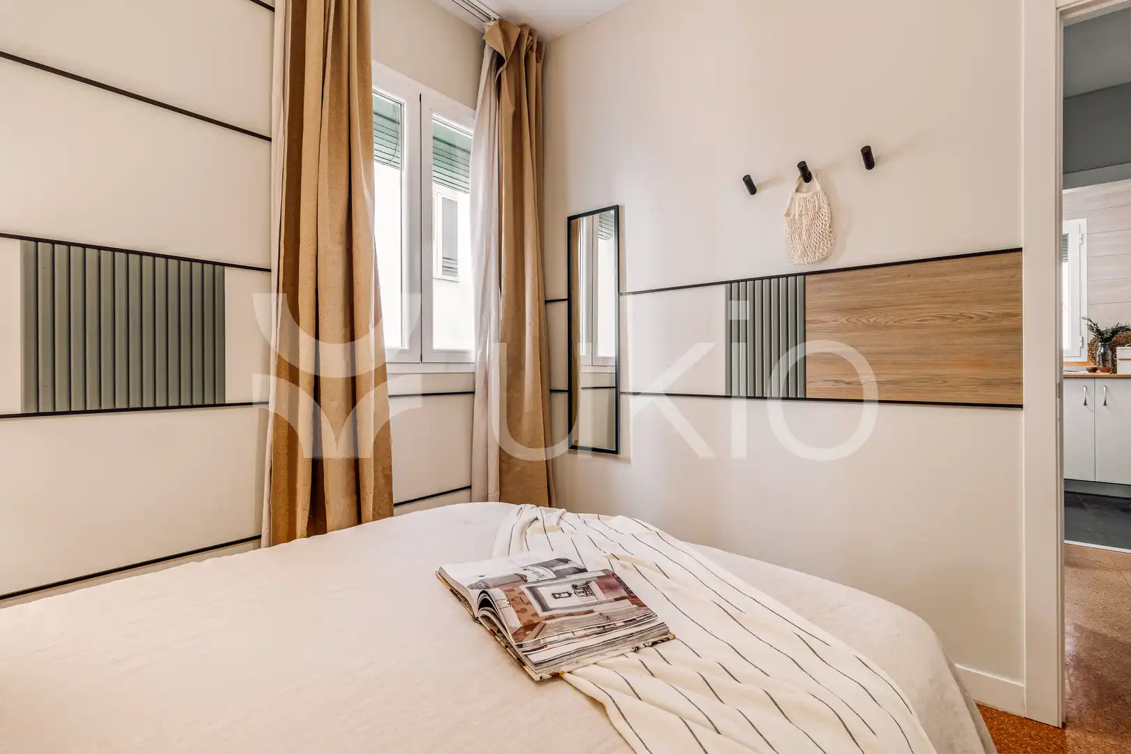 Schlafzimmer von Wohnungen zur Miete in Madrid mit Klimaanlage, Heizung und Möbliert