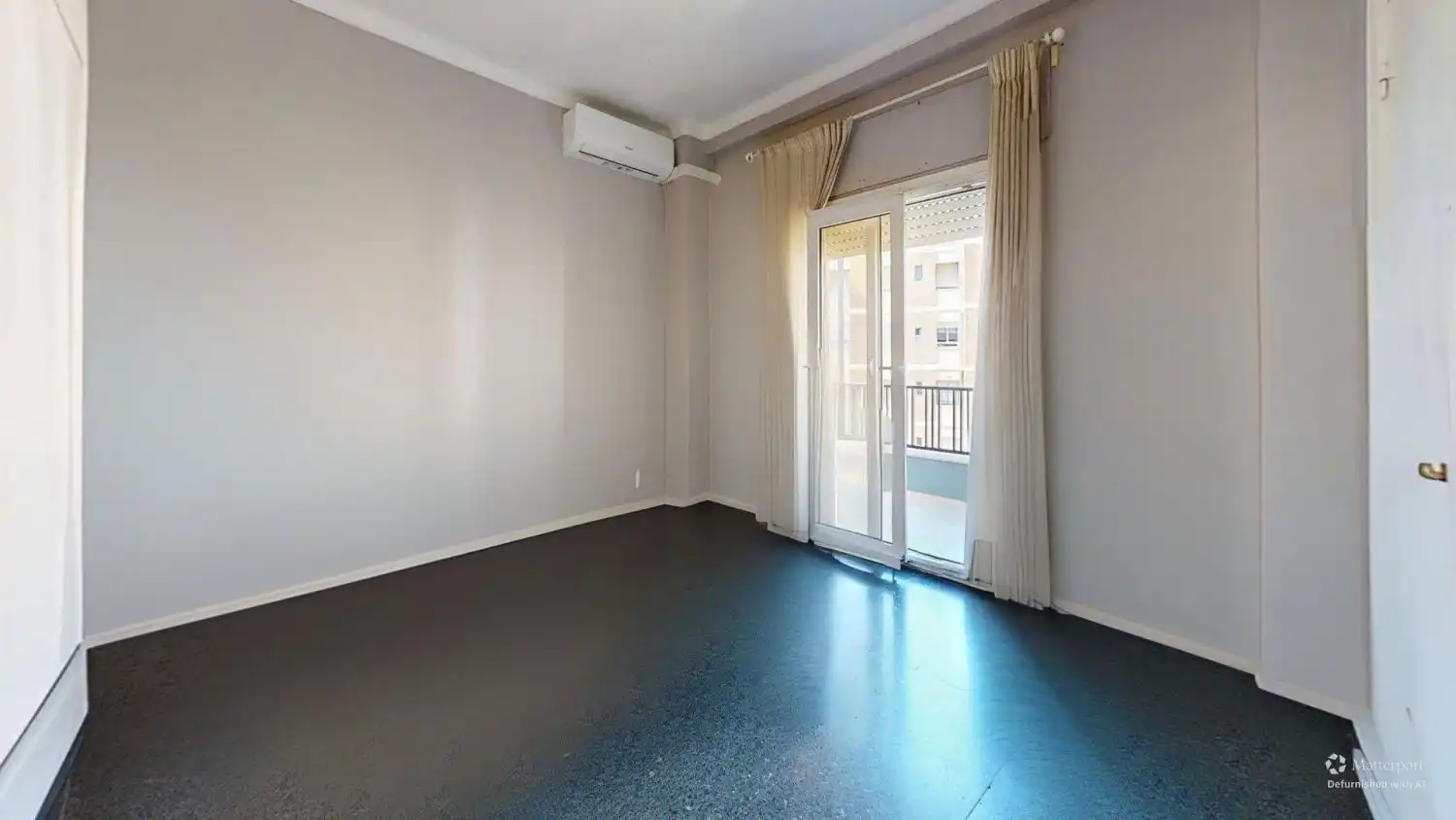 Bedroom of Flat for sale in Sevilla  with Air Conditioner, Terrace and Storage room