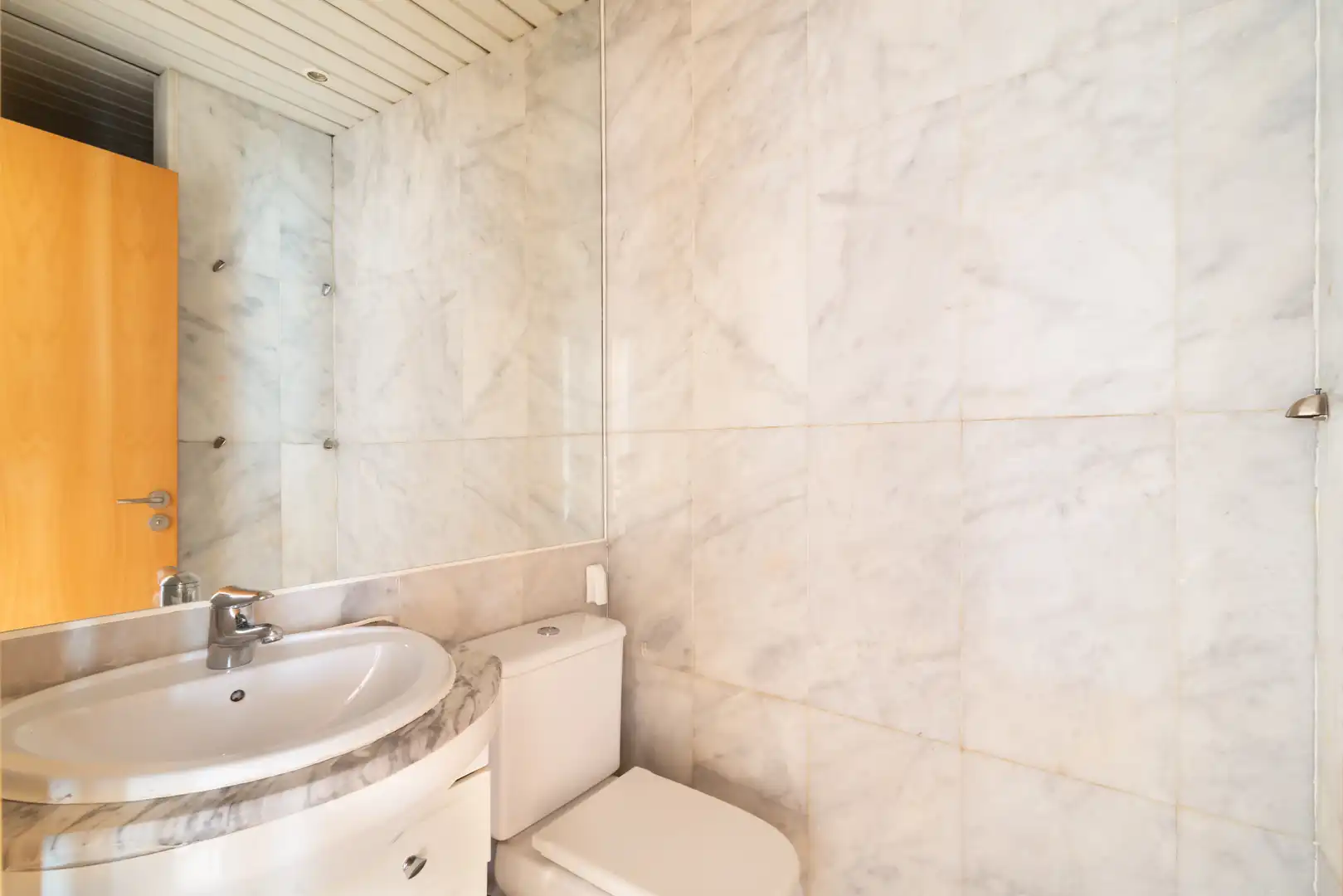 Baño de Apartamento en venta en Madrid con Aire acondicionado, Calefacción y Trastero