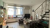 Living room of Duplex to rent in  Madrid Capital  with Air Conditioner, Furnished and Washing machine