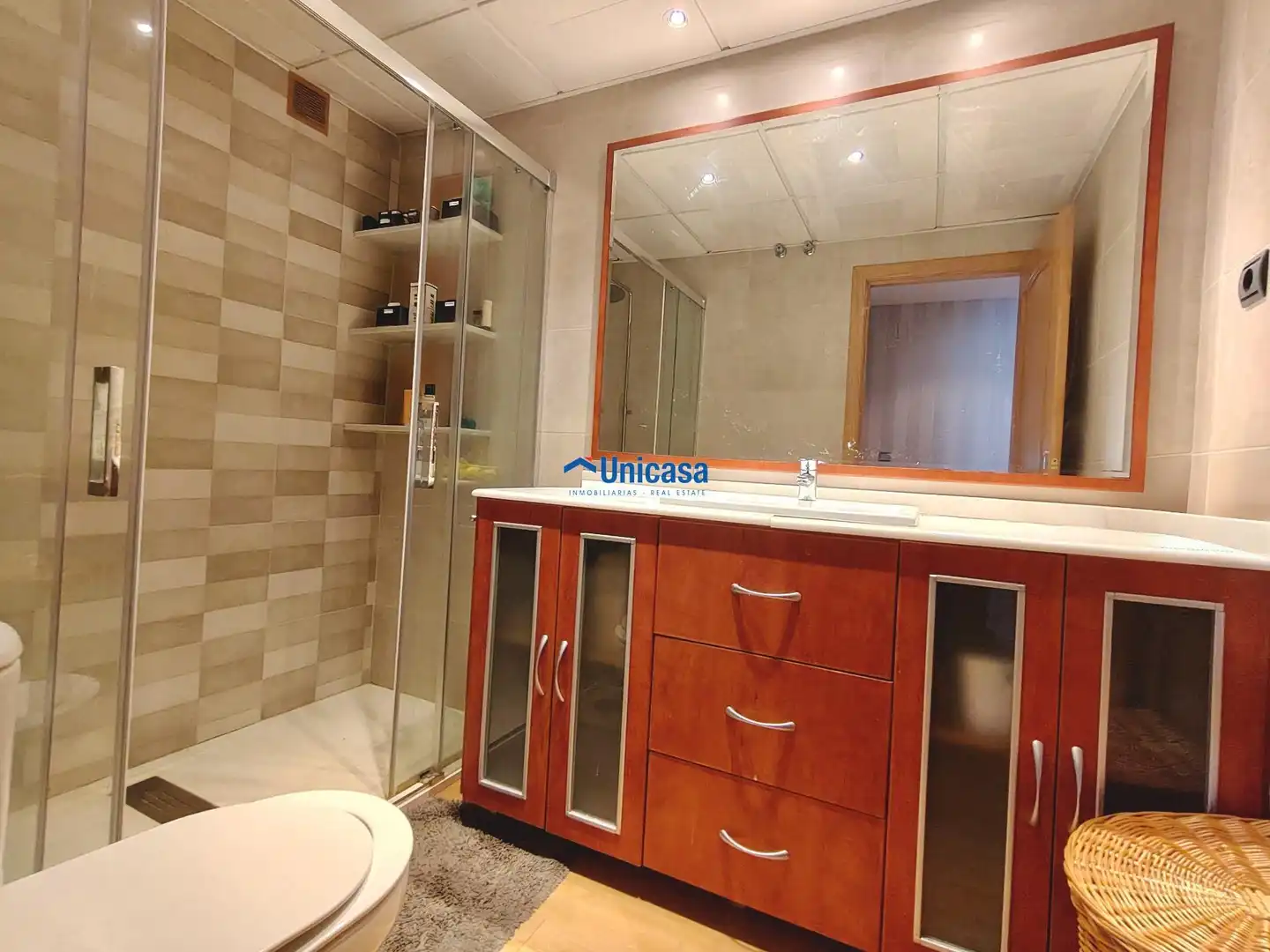 Bathroom of Flat for sale in Málaga  with Air Conditioner, Storage room and Furnished