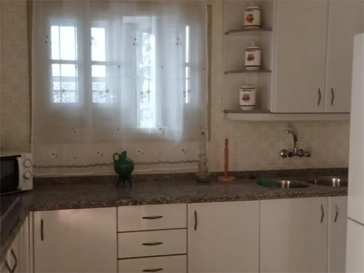 Kitchen of Detached homes for sale in Carmona  with Storage room, Furnished and Balcony