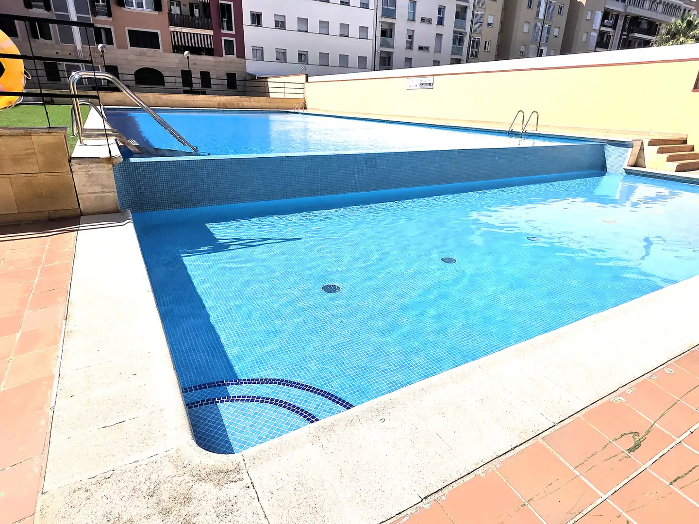 Swimming pool of Flat for sale in  Palma de Mallorca  with Air Conditioner, Heating and Parquet flooring