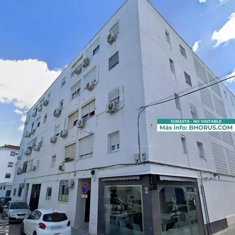 Vista exterior de Piso en venta en Gines